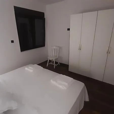 Marija Simicic Apartman *